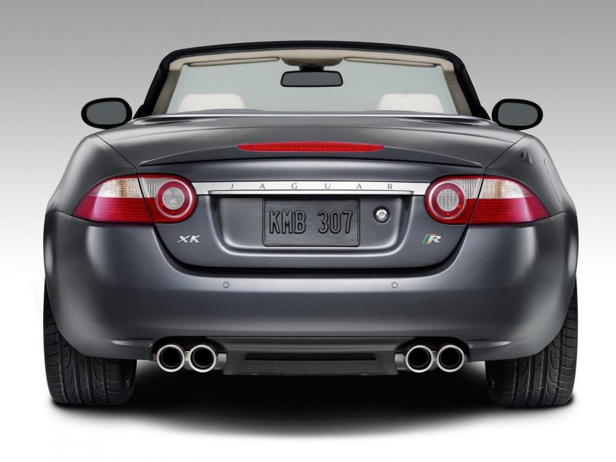  Jaguar XKR Convertible 2007 года  (фото 24 из 52)